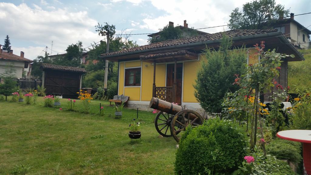 Mechta Guest House Koprivştitsa Dış mekan fotoğraf